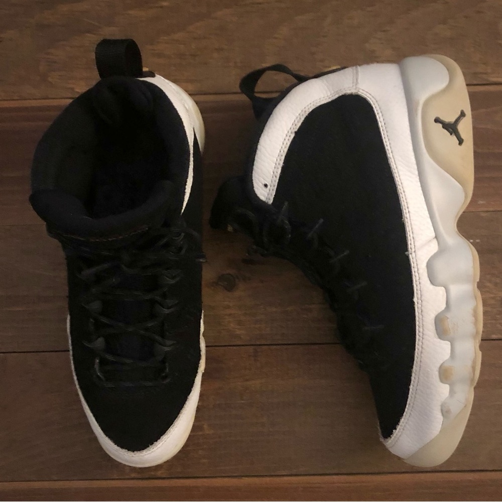 Air Jordan 9 Retro 'City of Flight'
